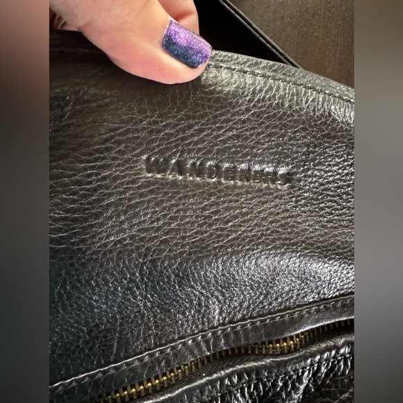 Wanderers Travel Co Beatrice Crossbody Black Leather - Picture 2 of 12